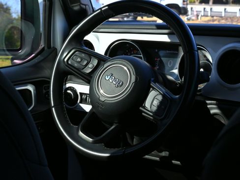 Used 2019 Jeep Wrangler Unlimited Sport S image 17