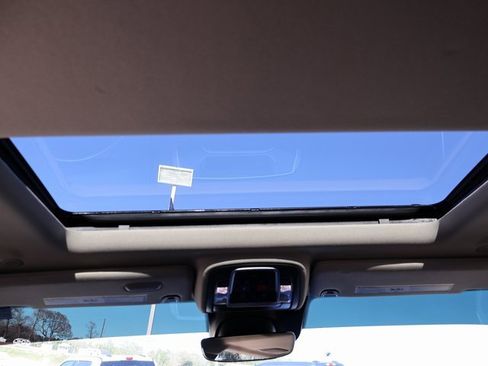 Used 2023 RAM 3500 Laramie image 13