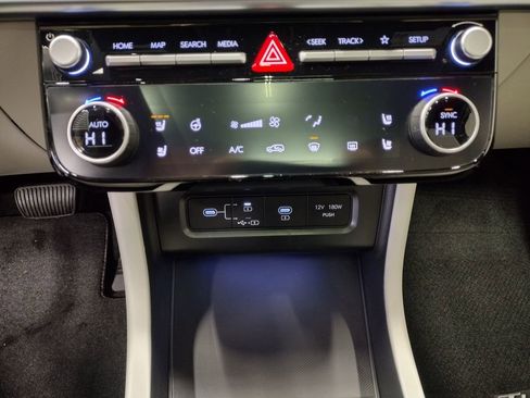 New 2026 Hyundai Tucson Limited image 39