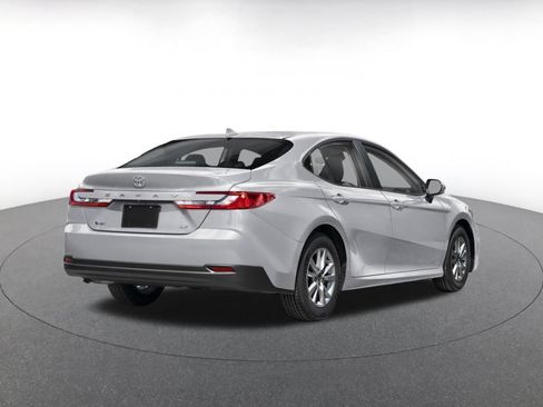 Used 2025 Toyota Camry LE FWD image 2