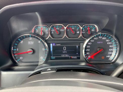 Used 2019 Chevrolet Silverado 1500 LT RWD image 26