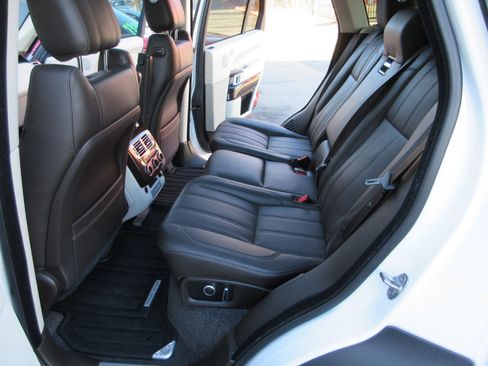 Used 2017 Land Rover Range Rover Supercharged image 39