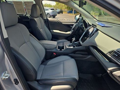 Used 2024 Subaru Outback Limited AWD/4WD image 15