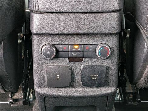 Used 2016 Ford Explorer Limited image 16