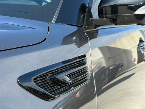 Used 2023 INFINITI QX80 Sensory w/ All-Season Package image 5