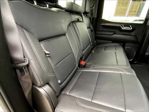 Used 2024 Chevrolet Silverado 1500 LTZ w/ LTZ Convenience Package II AWD/4WD image 19