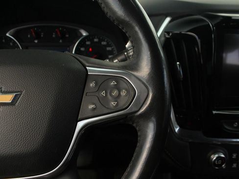 Used 2021 Chevrolet Traverse LT FWD image 30