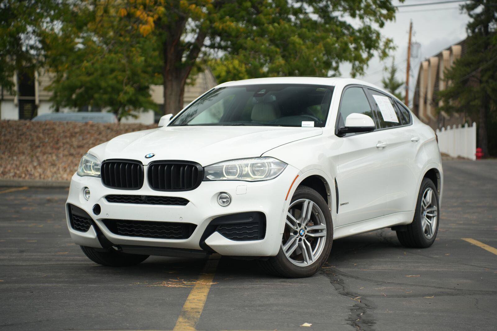 Used 2015 BMW X6 xDrive50i AWD/4WD image 1