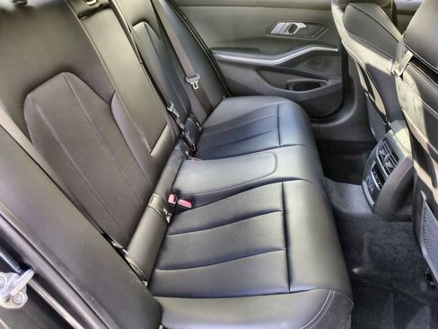 Certified 2022 BMW 330i xDrive Sedan w/ Premium Package image 21