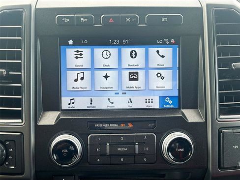 Used 2017 Ford F150 Lariat image 16