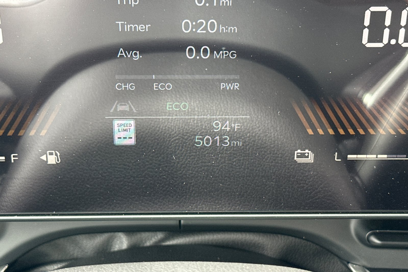Used 2026 Kia Carnival LXS FWD image 31