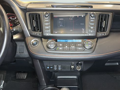 Used 2016 Toyota RAV4 SE w/ Advanced Technology Package AWD/4WD image 16