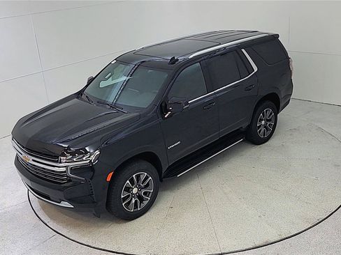 Used 2023 Chevrolet Tahoe LT w/ LT Signature Package AWD/4WD image 45