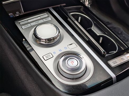 Used 2023 Genesis G80 2.5T image 18