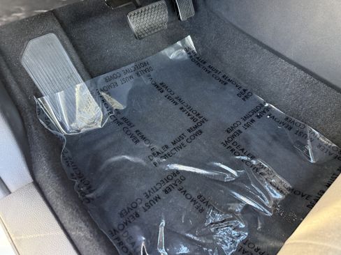 Used 2025 Honda Accord SE image 17