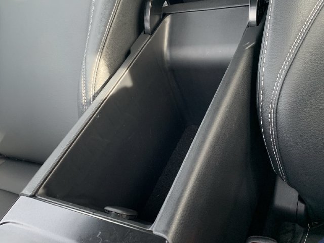 Used 2026 Toyota Camry SE FWD image 13