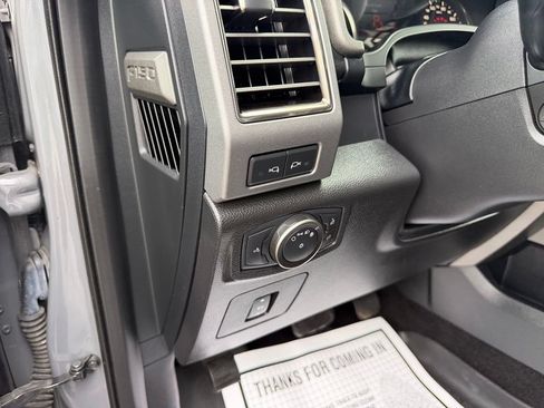 Used 2018 Ford F150 Raptor w/ Equipment Group 802A Luxury AWD/4WD image 13