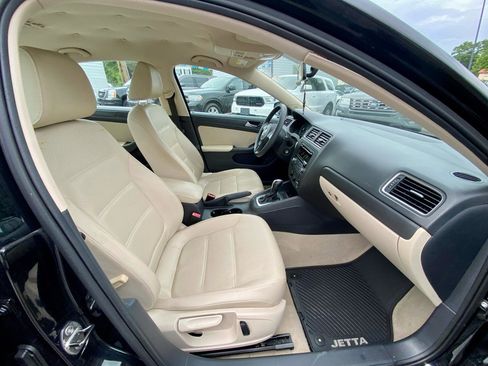 Used 2014 Volkswagen Jetta SE FWD image 8