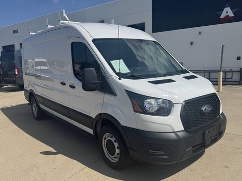 Used 2023 Ford Transit 250 Medium Roof RWD image 3