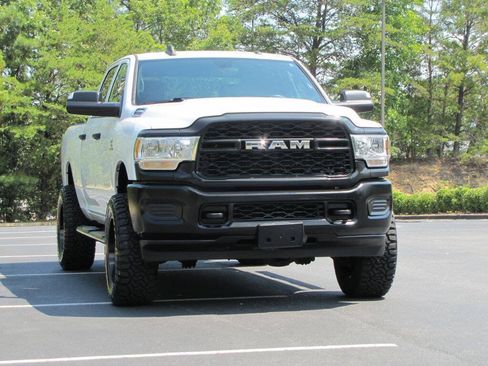 Used 2022 RAM 2500 Tradesman AWD/4WD image 9