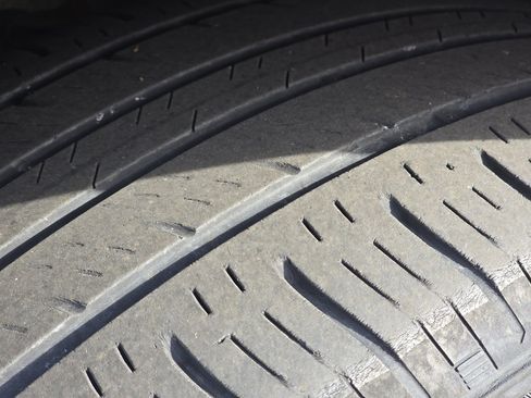 Certified 2021 GMC Terrain SLE w/ Driver Convenience Package image 18