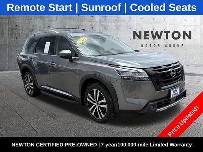 Used 2023 Nissan Pathfinder Platinum