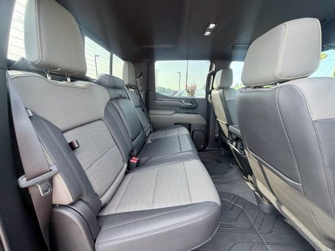 Used 2024 Chevrolet Silverado 1500 ZR2 AWD/4WD image 26