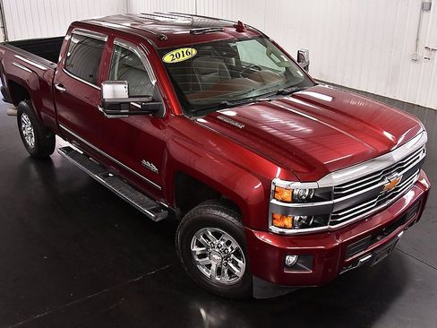 Used 2016 Chevrolet Silverado 3500 High Country w/ Duramax Plus Package image 14