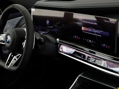 New 2026 BMW 760i xDrive w/ Executive Package AWD/4WD image 23