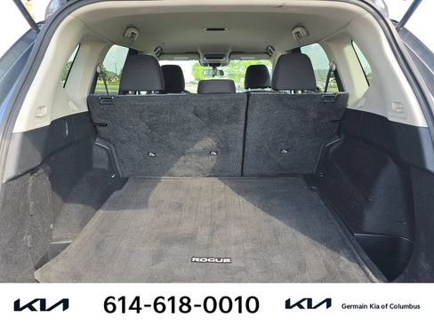 Used 2023 Nissan Rogue SV AWD/4WD image 21