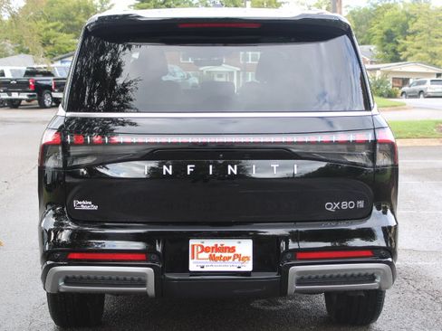 Used 2025 INFINITI QX80 Pure w/ Cargo Package image 8