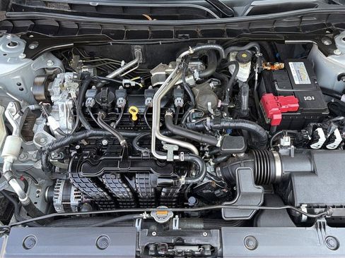 Used 2022 Nissan Altima 2.5 SV FWD image 28
