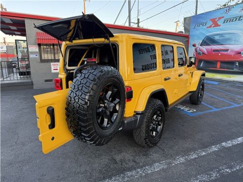 Used 2019 Jeep Wrangler Unlimited Sahara w/ Quick Order Package 24M Moab AWD/4WD image 25