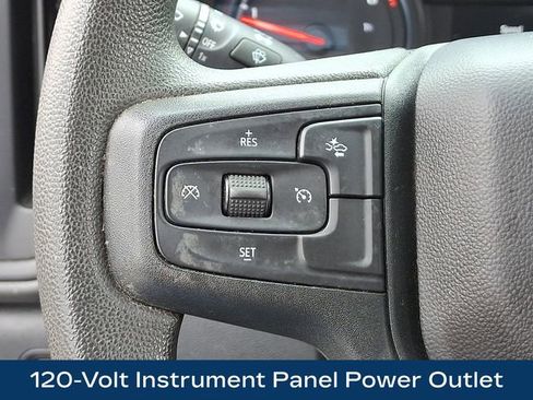 Used 2023 Chevrolet Silverado 1500 Custom image 24