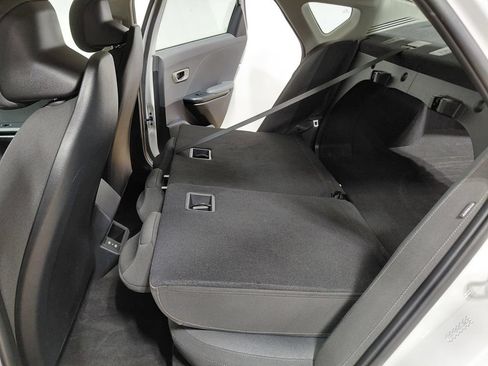 Used 2025 Kia K4 FWD image 17