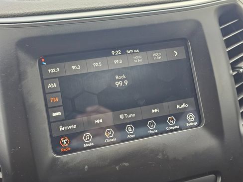 Used 2019 Jeep Cherokee Latitude Plus AWD/4WD image 22