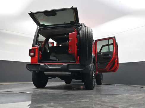 Used 2025 Jeep Wrangler Unlimited Sport AWD/4WD image 43