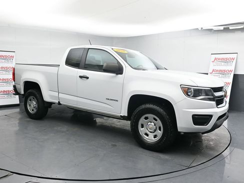 Used 2020 Chevrolet Colorado W/T w/ WT Convenience Package image 2