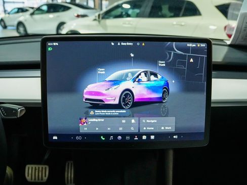 Used 2023 Tesla Model Y Performance AWD/4WD image 10