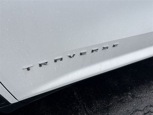Used 2024 Chevrolet Traverse LT w/ Trailering Package image 32