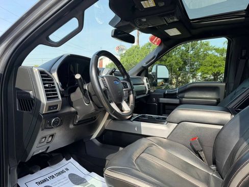 Used 2021 Ford F250 Platinum w/ FX4 Off-Road Package AWD/4WD image 12