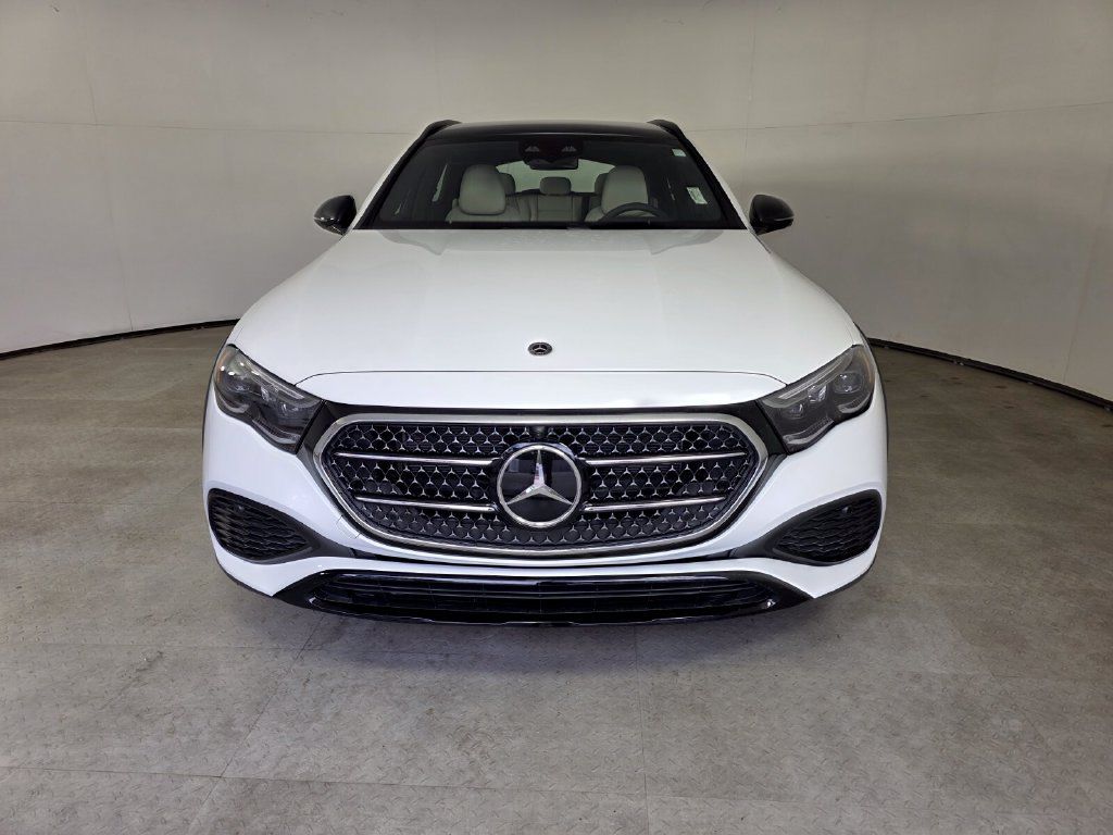 New 2027 Mercedes-Benz E 450 4MATIC All-Terrain Wagon image 2