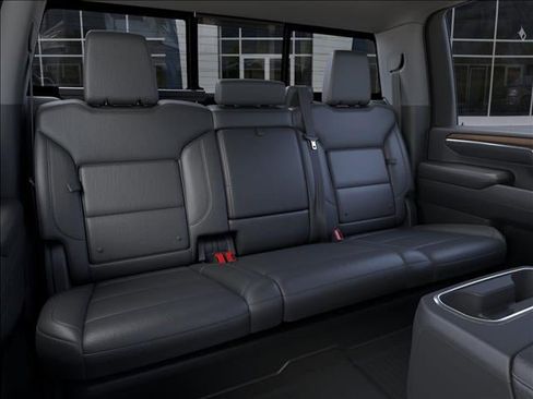 New 2025 GMC Sierra 2500 SLT w/ SLT Premium Package image 17