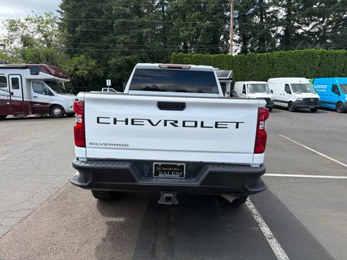 Used 2024 Chevrolet Silverado 2500 W/T w/ WT Convenience Package AWD/4WD image 6