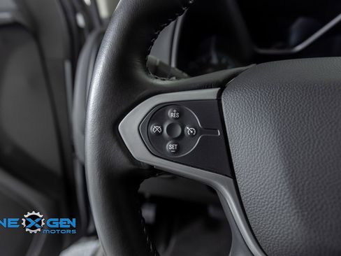 Used 2022 Chevrolet Colorado LT w/ LT Convenience Package image 14