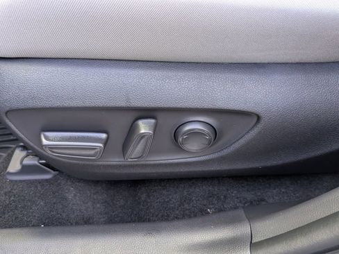 New 2025 Toyota RAV4 XLE image 22