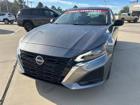 Used 2024 Nissan Altima 2.5 SV image 3