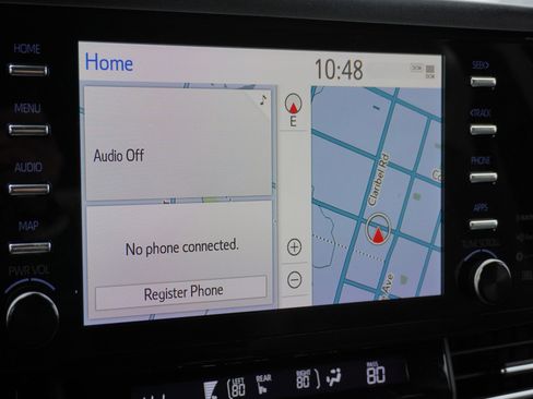 Used 2022 Toyota Sienna XLE image 29