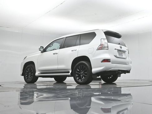 Used 2021 Lexus GX 460 Premium w/ Premium Package AWD/4WD image 56