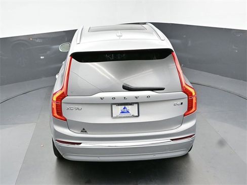Used 2023 Volvo XC90 B6 Plus w/ Protection Package image 48
